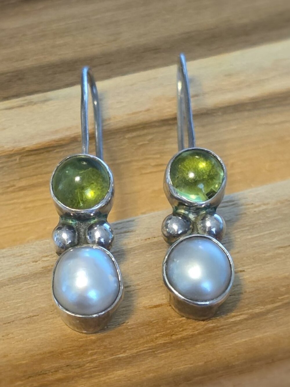 Rare Silpada DW600 Peridot Pearl Sterling Silver 925 Drop Earrings